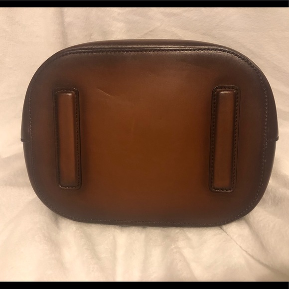 Authentic Gucci Jackie Leather Bucket Bag - Picture 6 of 13